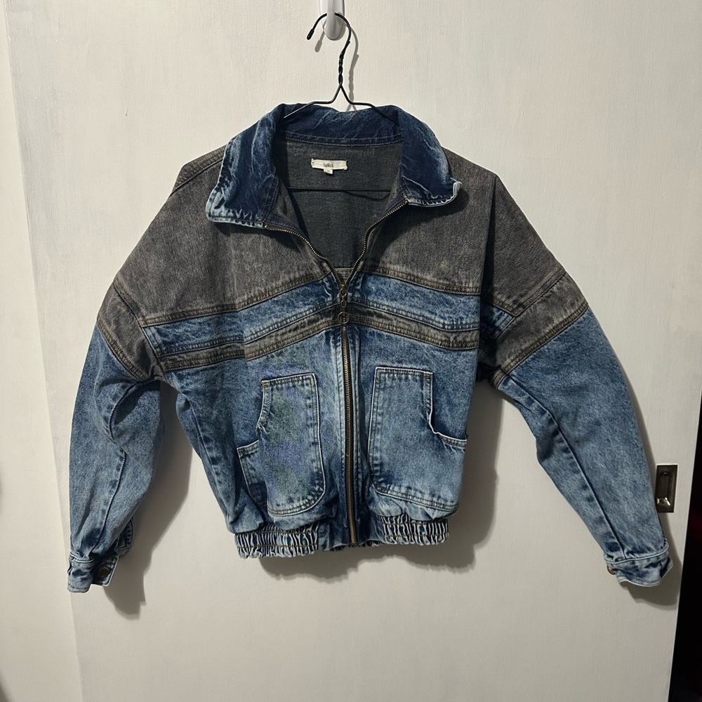 Vintage-Inspired Two-Tone Blue Denim Jacket